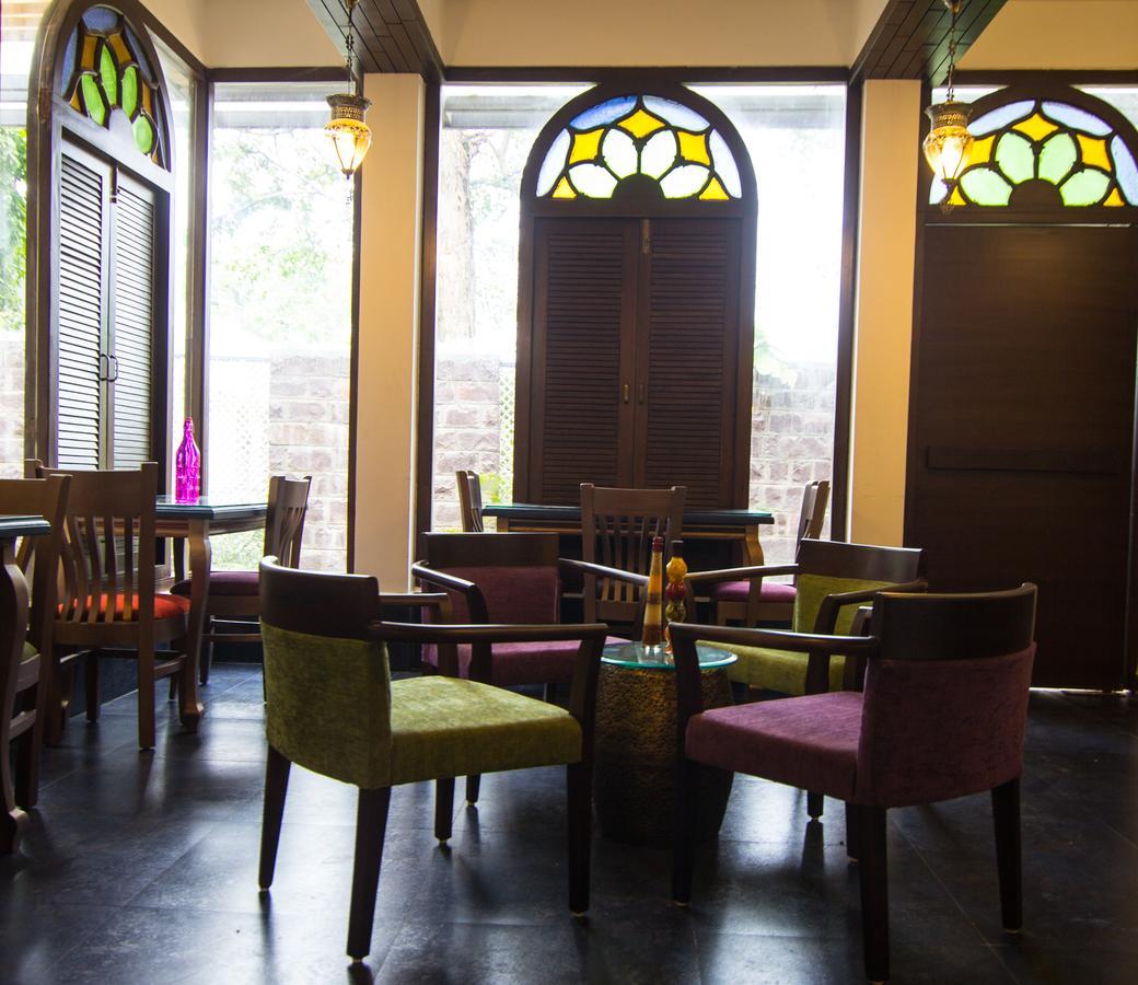 The Ten Suites Bhopal Buitenkant foto