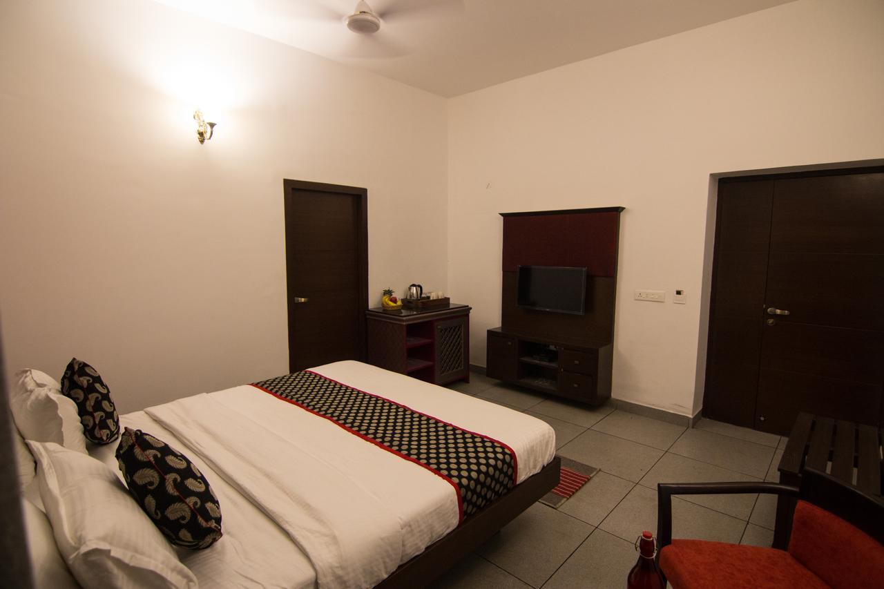 The Ten Suites Bhopal Buitenkant foto