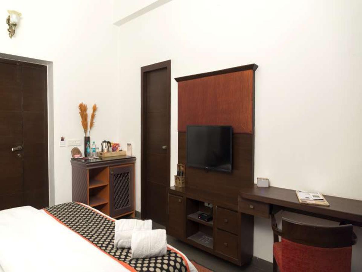 The Ten Suites Bhopal Buitenkant foto